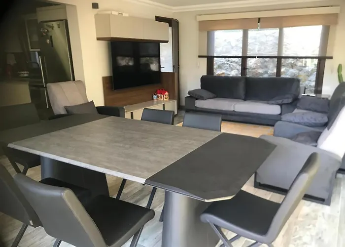 Lavanta Daily Weekly Vila